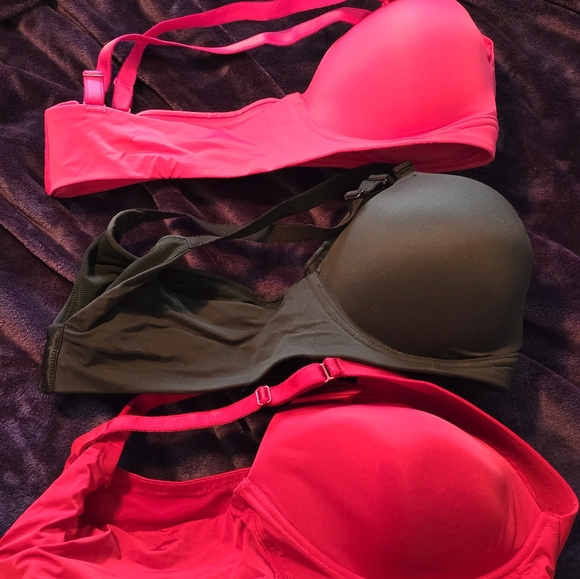 40B Torrid bras WIRE FREE - Picture 3 of 6
